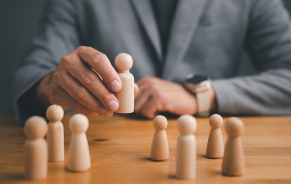 驰盈配资 伯克希尔股价下挫 机构反应较为乐观