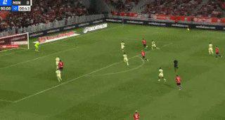 益阳指 转身，射门，狂奔！38岁回法甲，吉鲁的进球停不下来