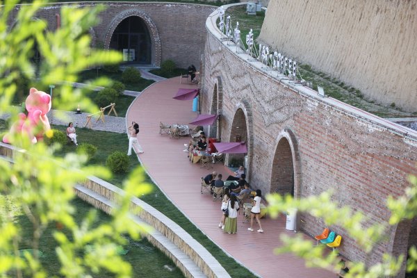 配多多 当窑洞遇见咖啡：创新融合激发甘肃乡村活力